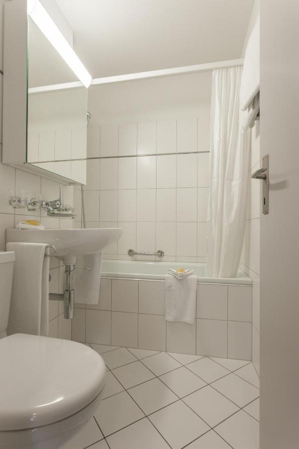 Ema House Serviced Apartments Aussersihl Zurich Luaran gambar
